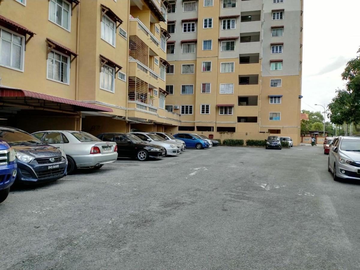 Homestay Kuala Terengganu Near Batu Burok, Hospital Hsnz, Ktcc Mall, Drawbridge C エクステリア 写真